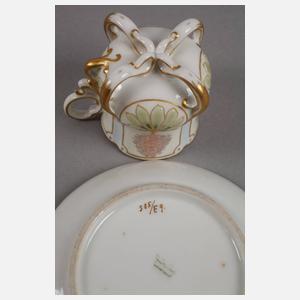 Mokkatasse mit Emaillemalerei