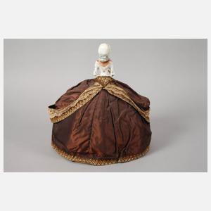 Große Teepuppe als Schokoladenmädchen