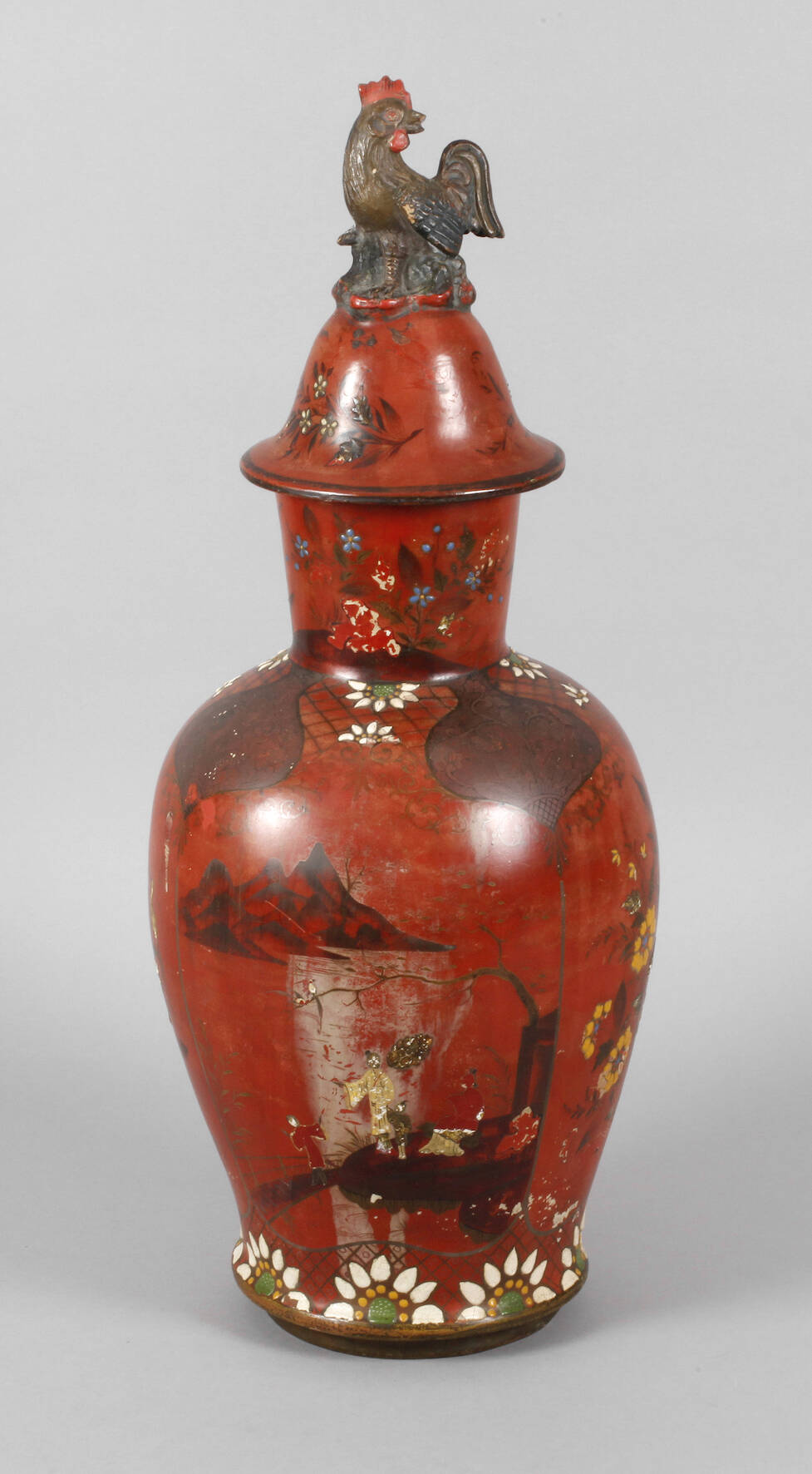 Große Berliner Lackvase mit Chinoiserien