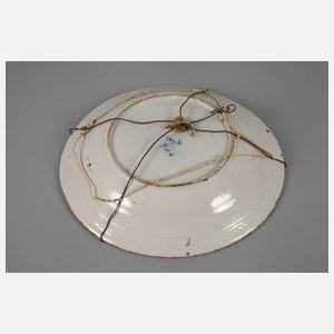 Großer Delfter Pfauenteller