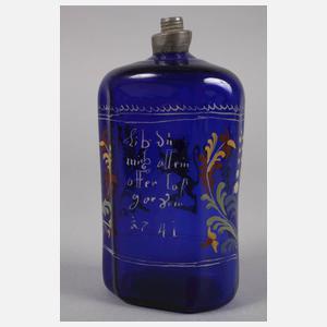 Alpenländische Schnapsflasche