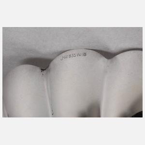 Drei silberne Kaviarschalen mit Glaseinsätzen