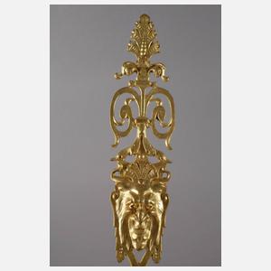 Paar lange feuervergoldete Bronzebeschläge