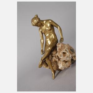 Ernst Seger, Sandalenbinderin als Akt