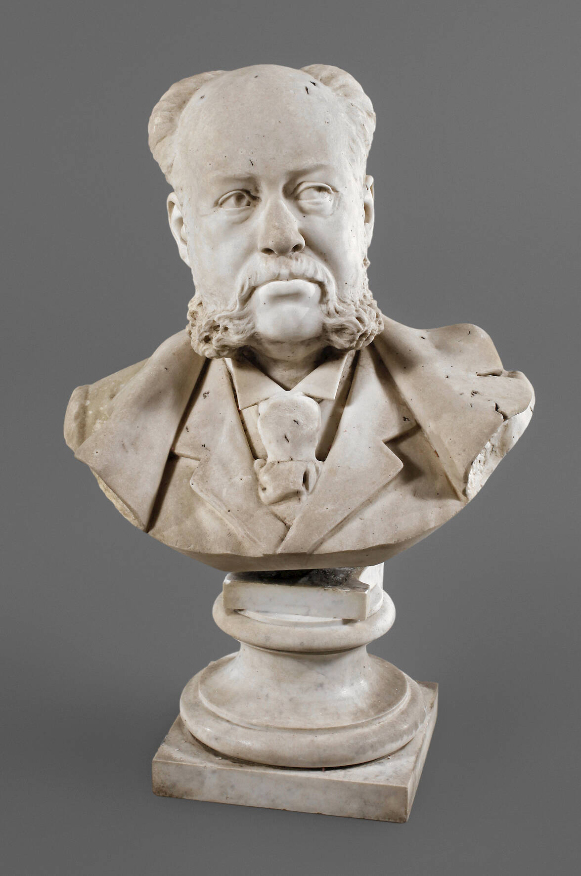 Emil Fuchs, Herrenbüste