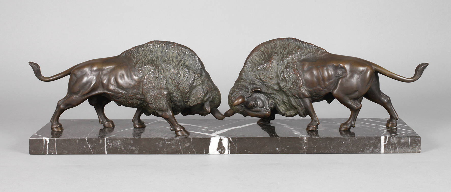 M. Bauer, Kämpfende Wisente