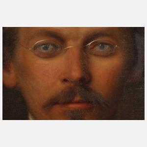 Herr mit Nickelbrille