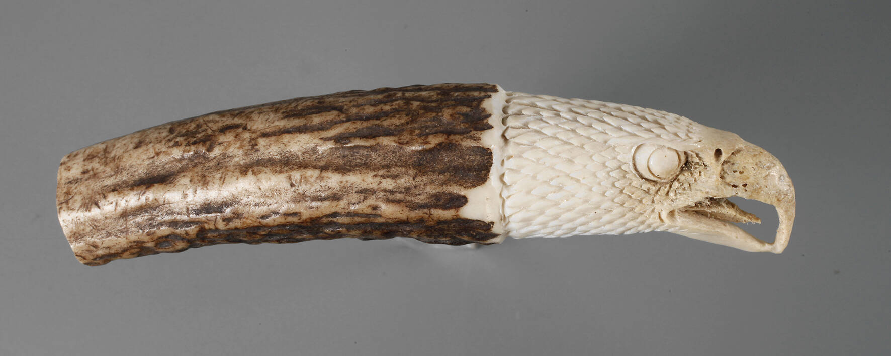 Hirschhornschnitzerei