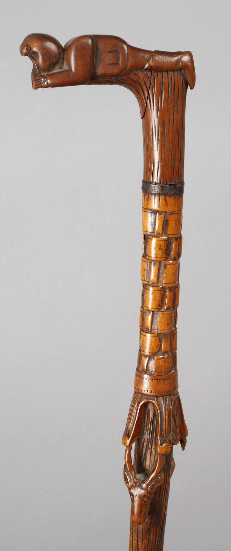 Geschnitzter Spazierstock