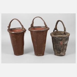 Drei Löscheimer