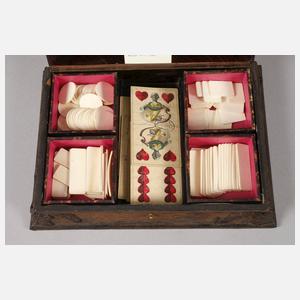 Spieleschatulle mit Perlstickerei