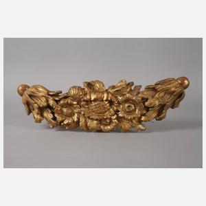 Zwei Schmuckappliken im Barockstil