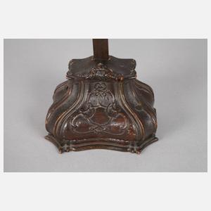 Geschnitztes Kruzifix