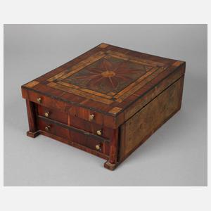 Intarsierte Schmuckschatulle