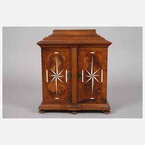 Miniaturmöbel im Barockstil