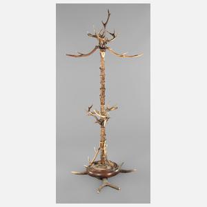 Geweih-Garderobenständer