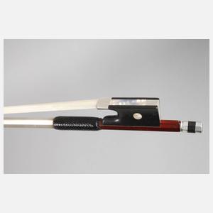 Violine Antoniazzi im Etui