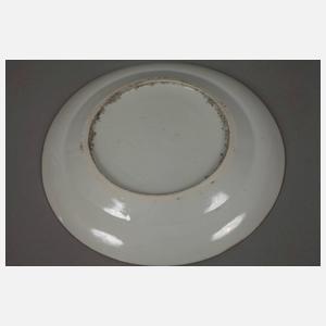 Anbietschale und acht Teller