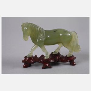 Drei Jadeschnitzereien