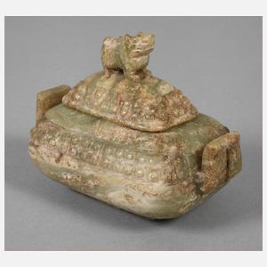 Jadedose mit Fohhund