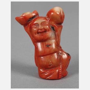 Kleine Korallschnitzerei