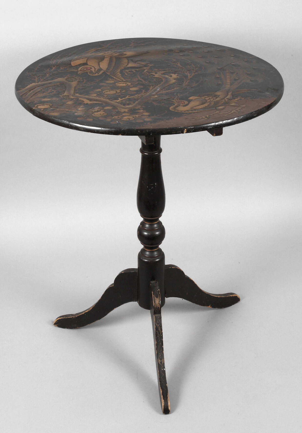 Feiner Lacktisch China