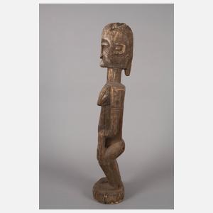 Figürliche Schnitzerei