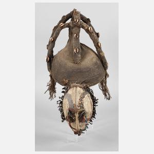 Aufwendige Ritualtanzmaske