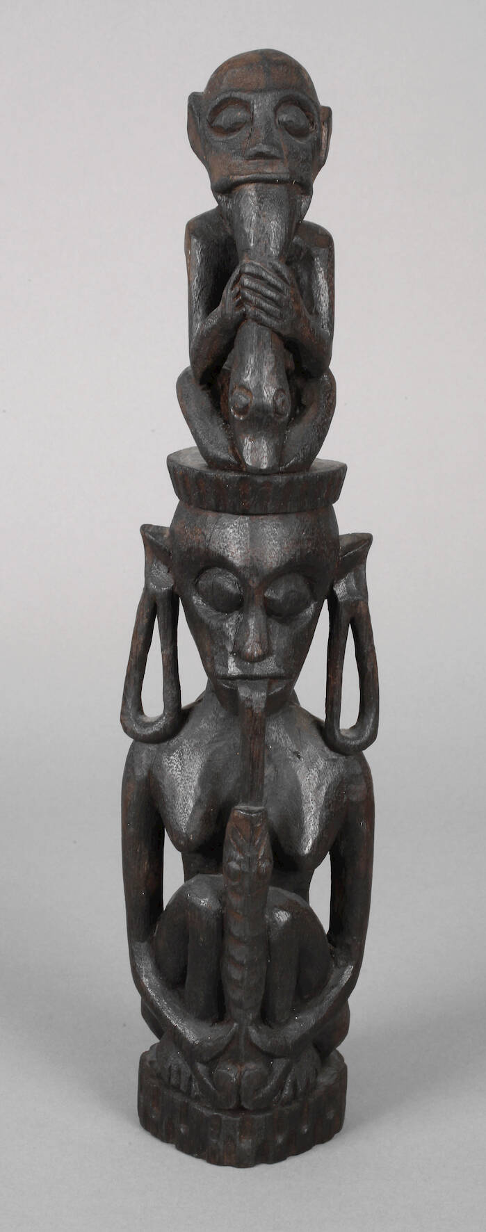 Figürliche Schnitzerei