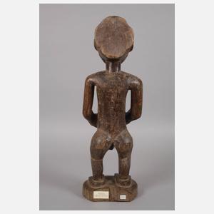 Figürliche Schnitzerei