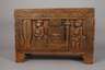 Beschnitzte Truhe
