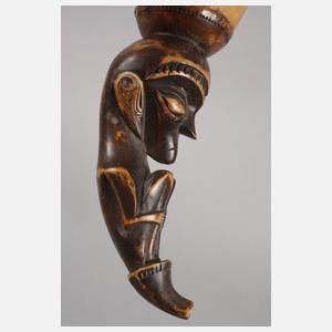 Behälter für eine Sutra-Rolle