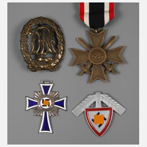 Konvolut Abzeichen NS-Zeit