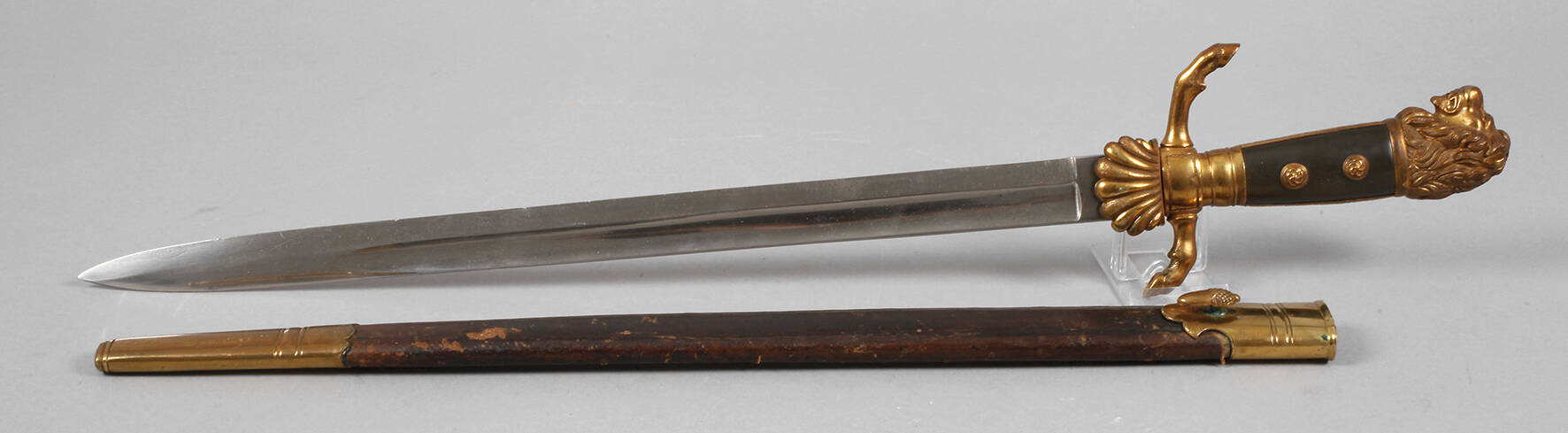 Löwenkopf-Hirschfänger