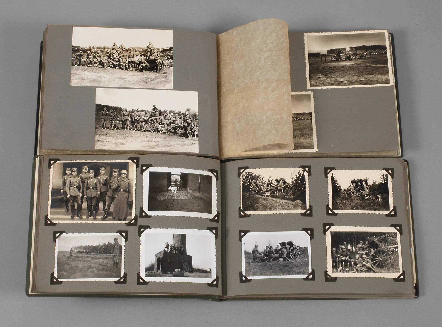 Zwei Fotoalben Wehrmacht