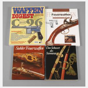 Vier Bücher Waffen