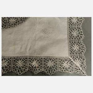 Großes Tafeltuch mit Spitzeneinsatz