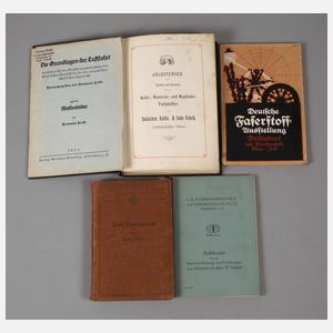 Fünf Lehr- und Musterbücher