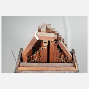 Große Standuhr mit Flötenspielwerk