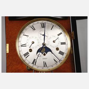 Kieninger Regulator mit Kalendarium