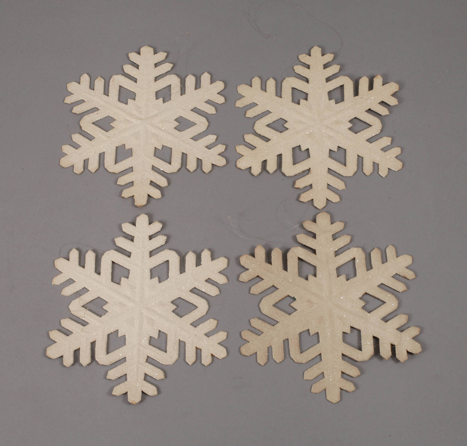 Dresdner Pappe als Schneeflocken