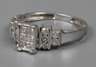 Damenring mit Diamanten