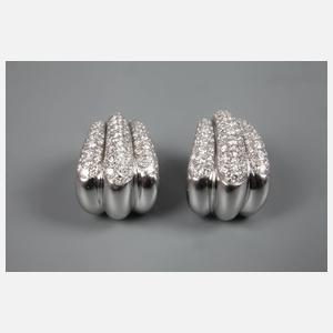 Paar Ohrringe mit Brillanten