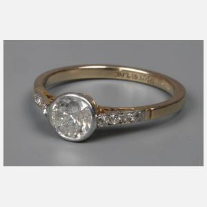 Damenring mit Brillant von ca. 0,7 ct