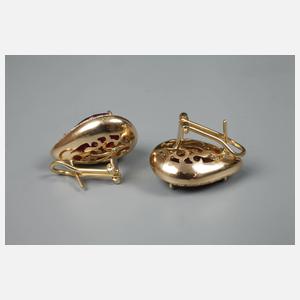 Paar Ohrringe mit Rubinen und Brillanten