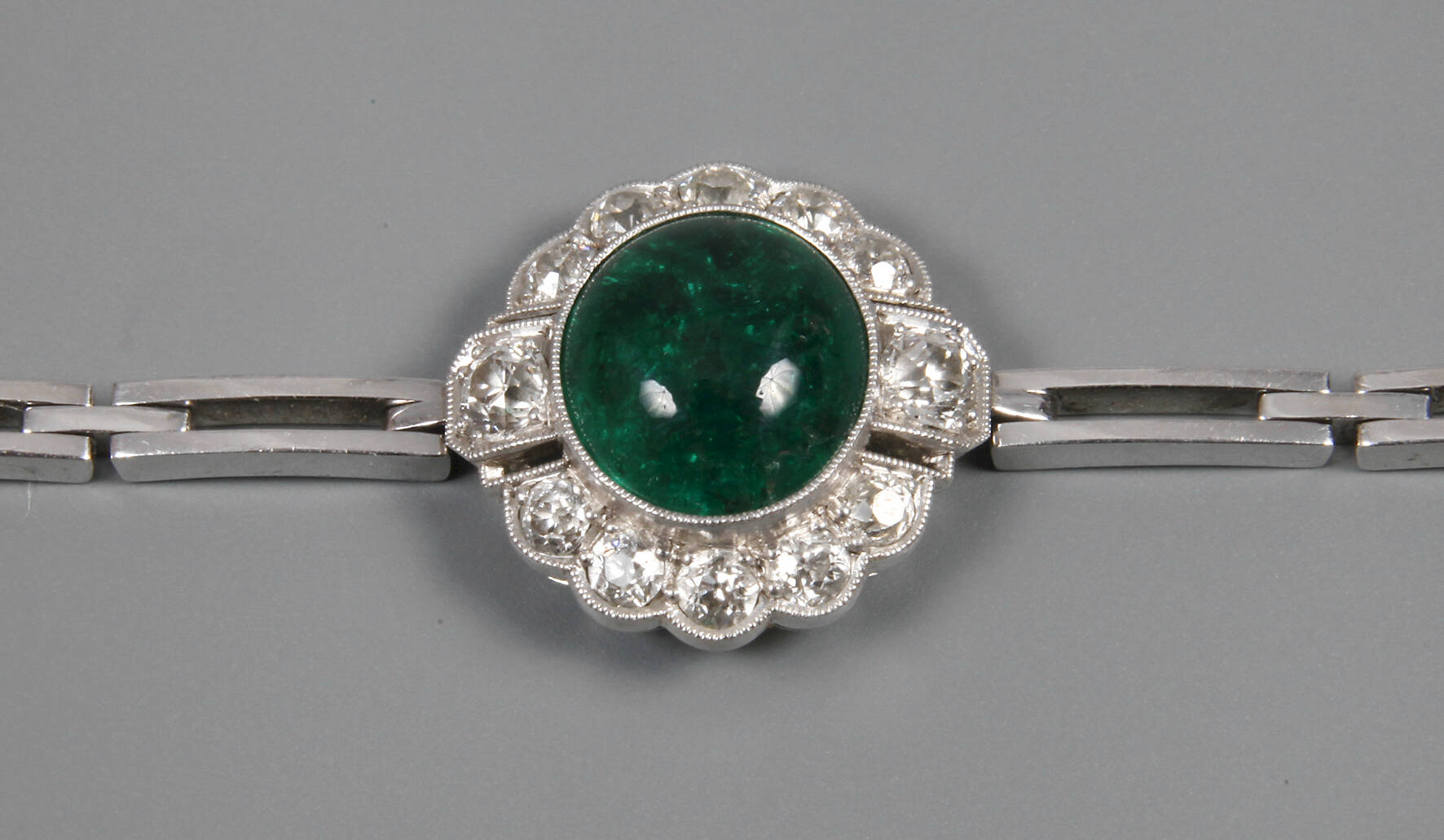 Armband mit Smaragd und Diamanten