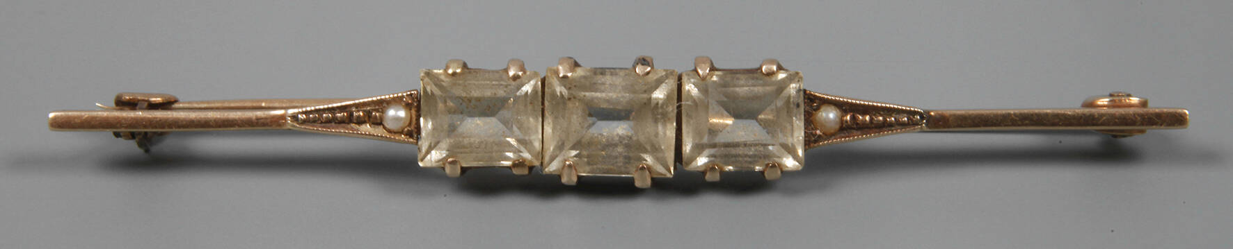 Brosche mit Citrinen