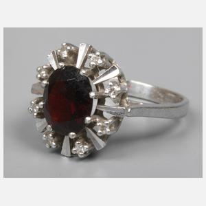 Damenring mit Granat und Diamanten