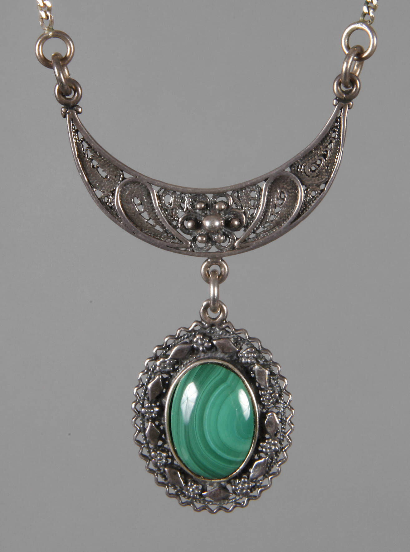 Collier mit Malachit