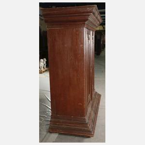 Barocker Wellenschrank